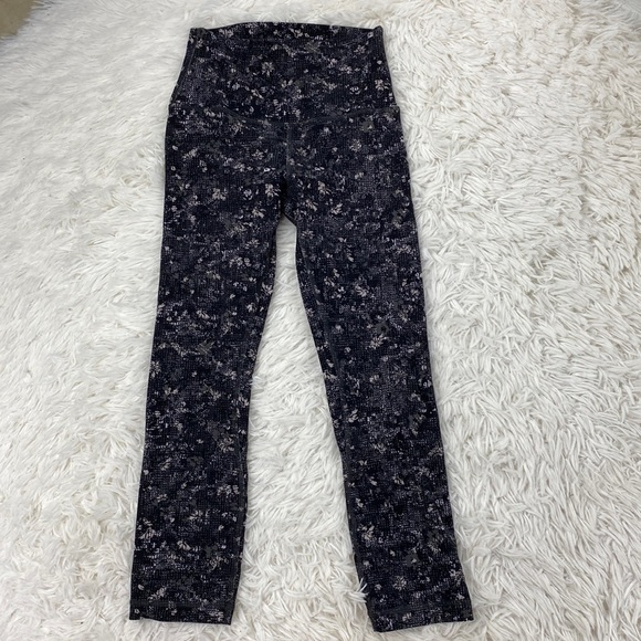 Lululemon Align Crop *21" Equalized Multi - Picture 1 of 7